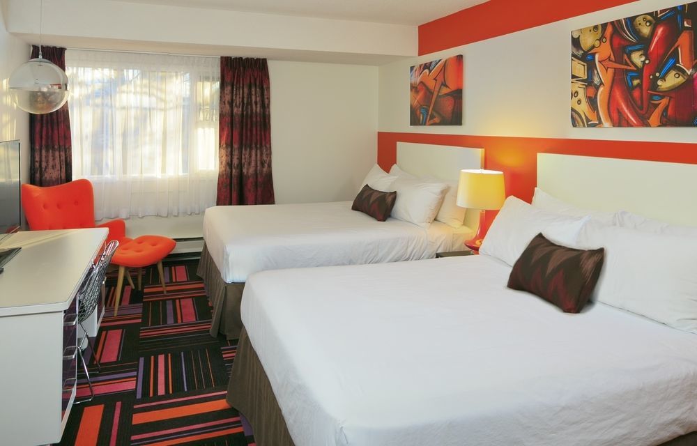 Hotel Zed קלונה מראה חיצוני תמונה
