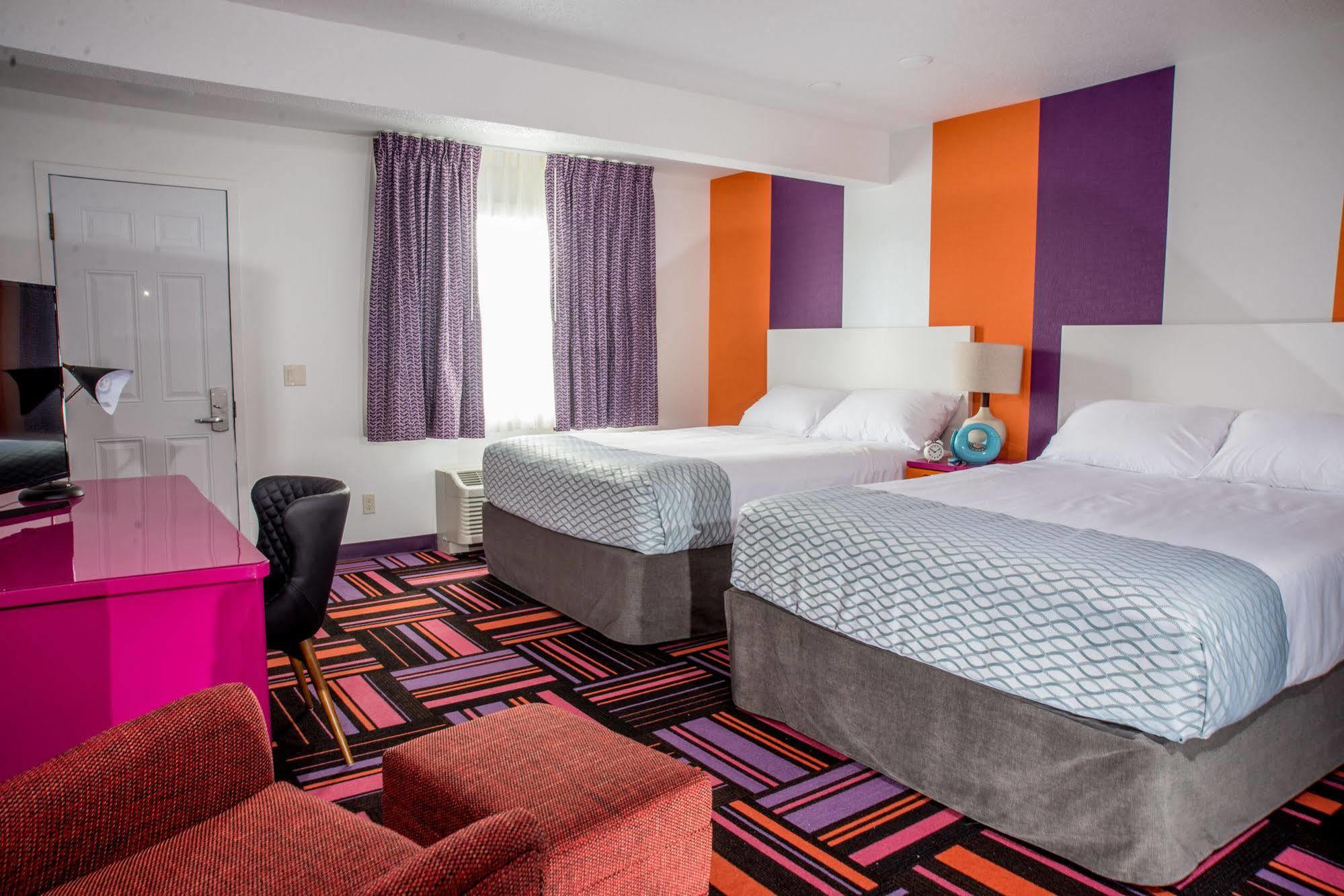 Hotel Zed קלונה מראה חיצוני תמונה