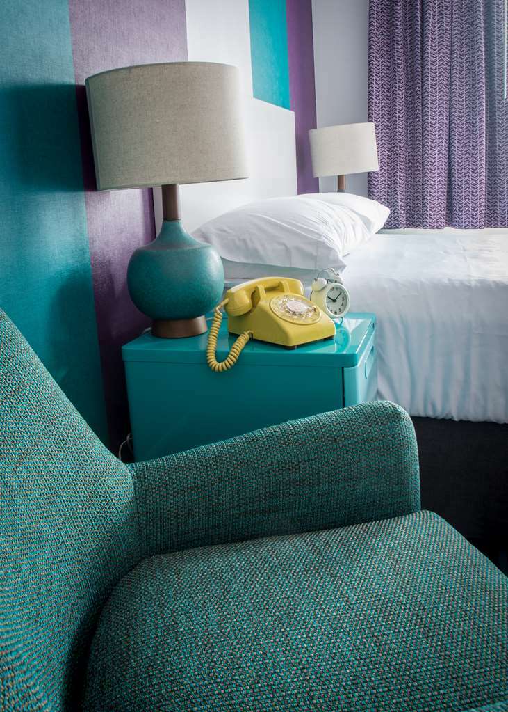 Hotel Zed קלונה חדר תמונה
